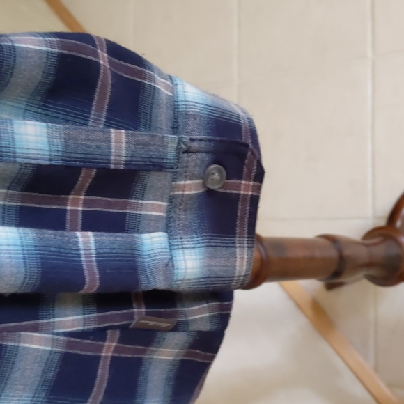 Eddie Bauer Flannel Button Up - Picture 4 of 6